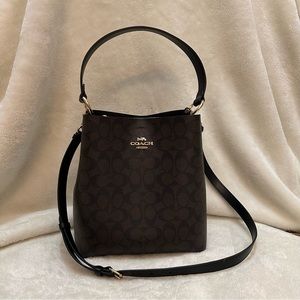 Coach Mollie Bucket Bag